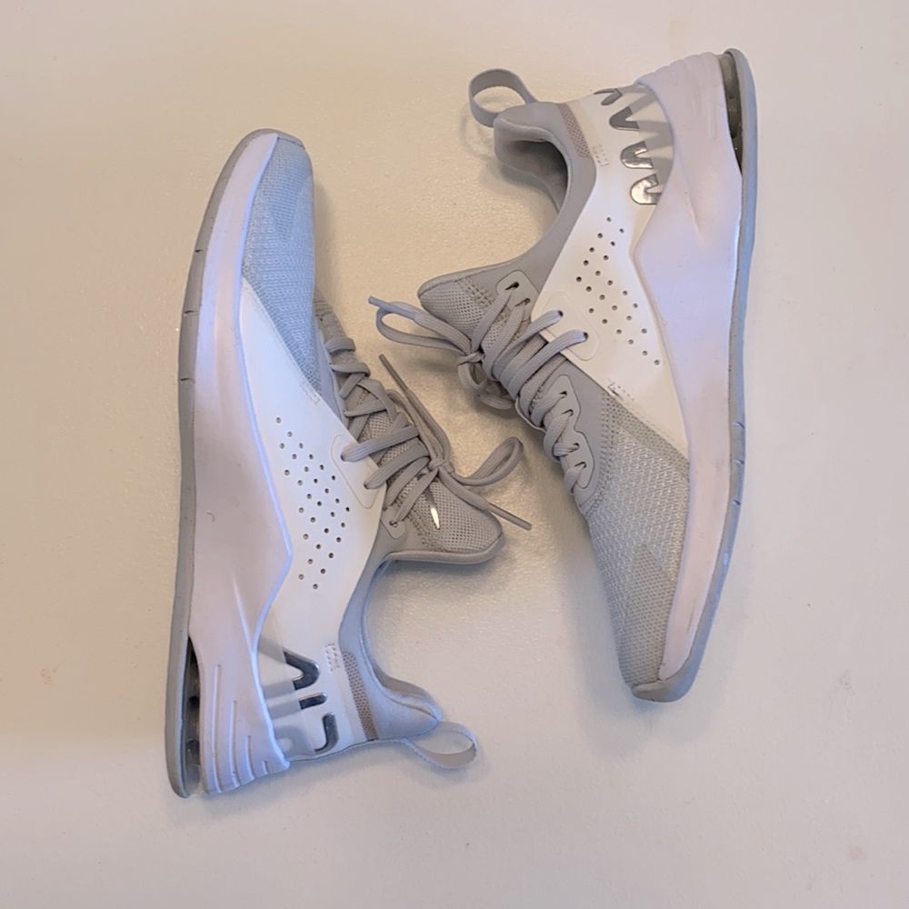 Women’s Nike AirMax. Size 7. White/gray. Very good used condition
